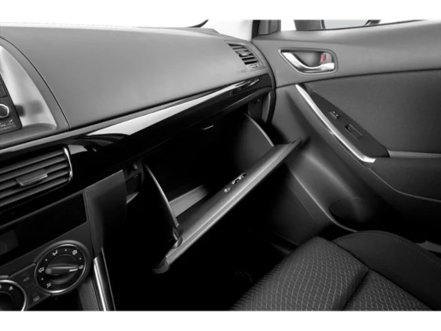 Used 2015  Mazda Touring image 15