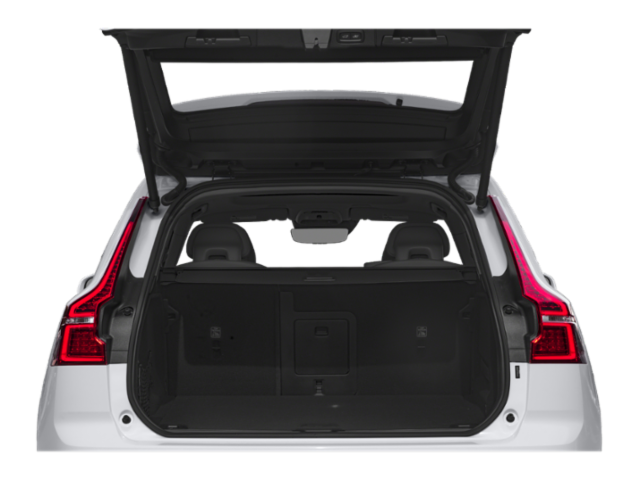 Used 2019 White Volvo T5 Momentum image 16