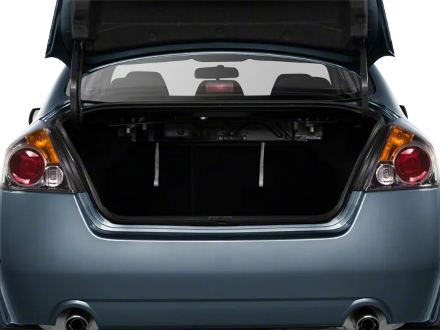 Used 2010  Nissan 2.5 S image 13
