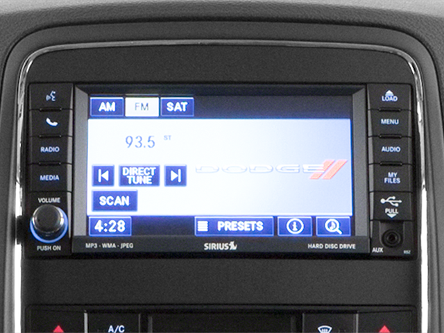 Used 2013 Bright White Clear Coat Dodge Crew image 12