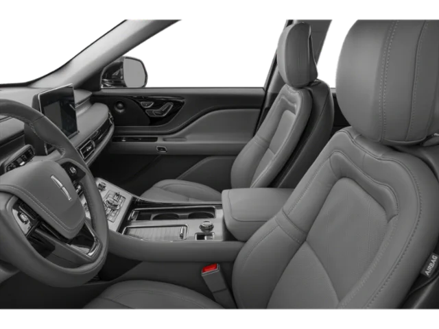 Used 2020 Black Lincoln Grand Touring image 6