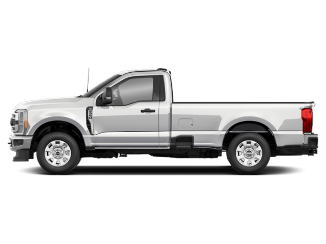 New 2026 Oxford White Ford XLT image 2