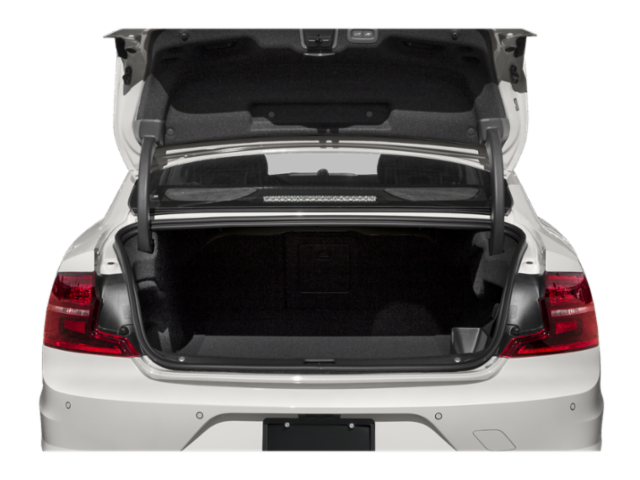 Used 2020 Black Volvo T8 R-Design image 9