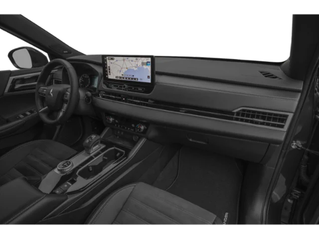 New 2026 White Diamond Mitsubishi LE image 12