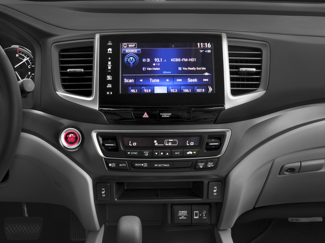 Used 2017 Modern Steel Metallic Honda RTL-T image 7