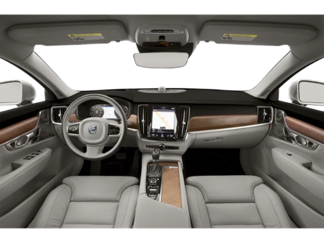 Used 2018 White Volvo T5 Momentum image 5