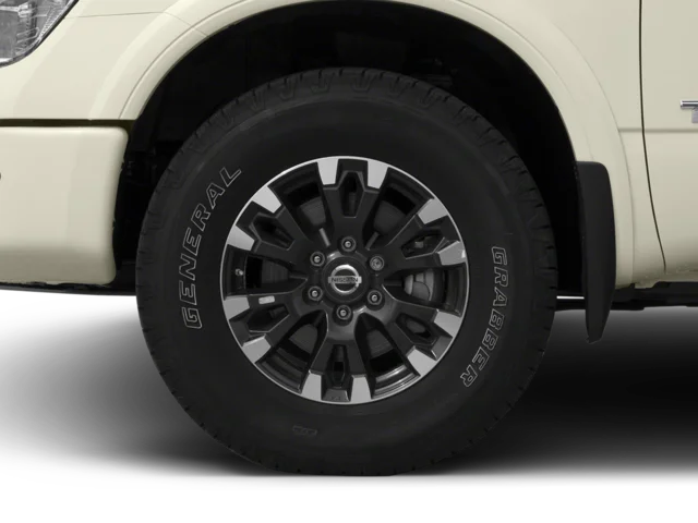 Used 2017 Red Nissan PRO-4X image 8