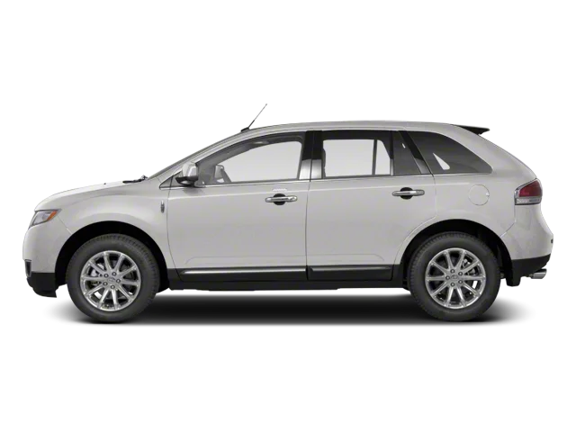 Used 2013 White Lincoln base image 3