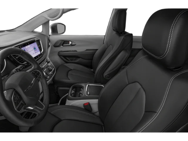 Used 2023 Black Chrysler Touring L image 9