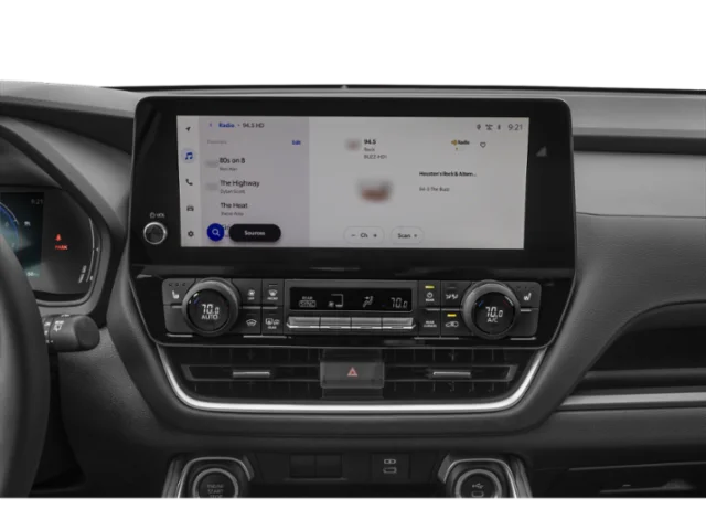 New 2026 Cloud Toyota XLE image 7