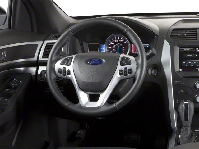Used 2013 Gray Ford XLT image 4
