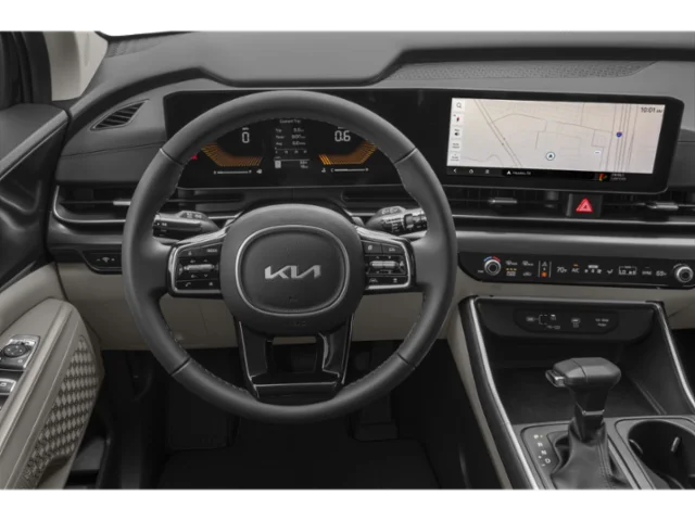 Used 2025 Red Kia LXS image 4