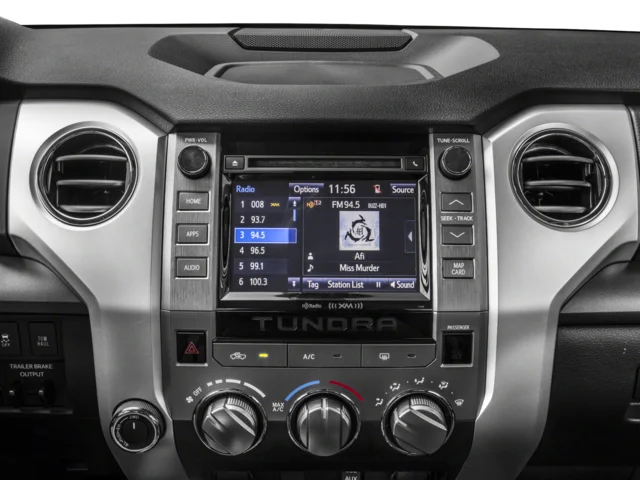 Used 2017 White Toyota SR5 image 7