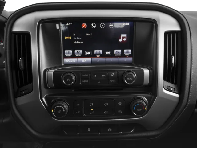 Used 2017 White GMC Base image 7