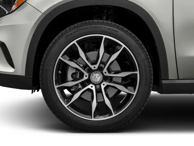 Used 2017 Cirrus White Mercedes-Benz GLA 250 image 18