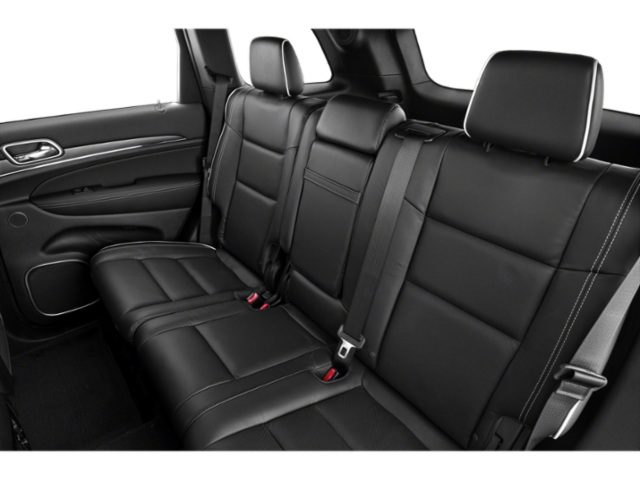 Used 2018 Diamond Black Crystal Pearlcoat Jeep Overland image 17
