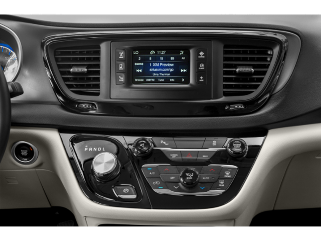 Used 2020 Bright White Clearcoat Chrysler Touring L image 7
