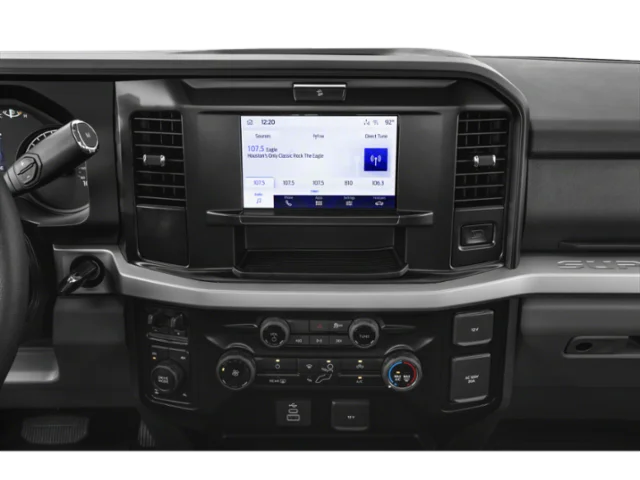 New 2027 Silver Ford XLT image 7