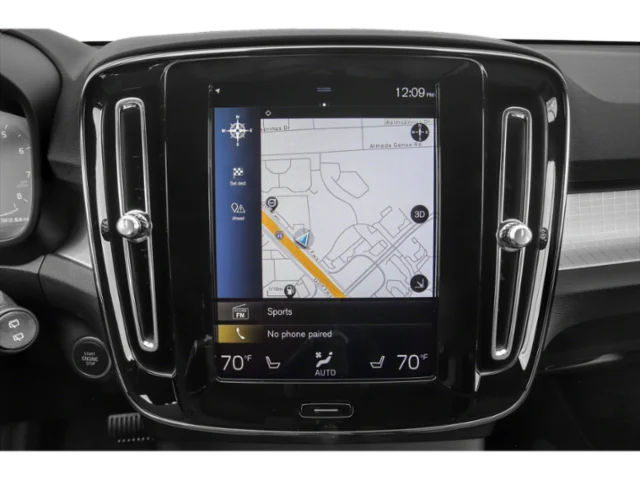 Used 2021 WHITE Volvo Momentum image 14