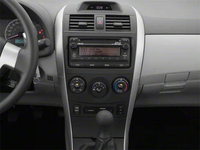 Used 2013 Gray Toyota L image 10