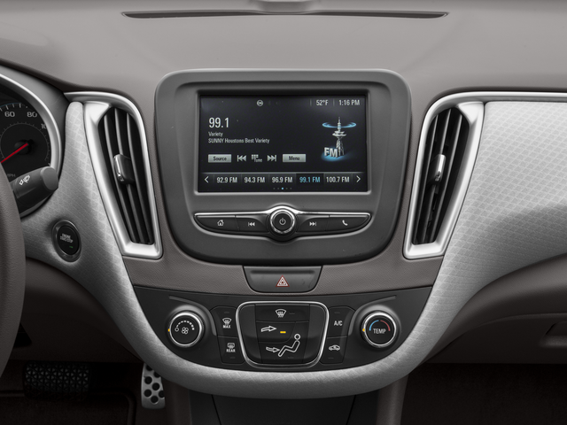 Used 2017 White Chevrolet LS image 7