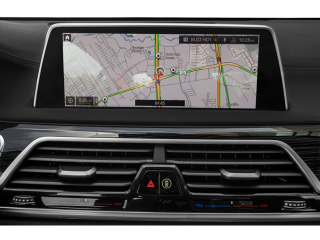 Used 2020 Black BMW 740i image 13