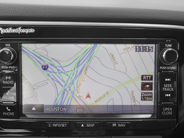 Used 2017 Silver Mitsubishi SEL image 17