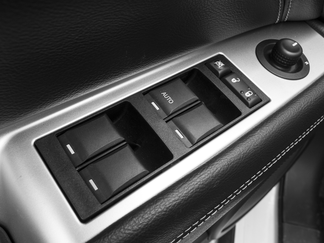 Used 2016 White Jeep Latitude image 16