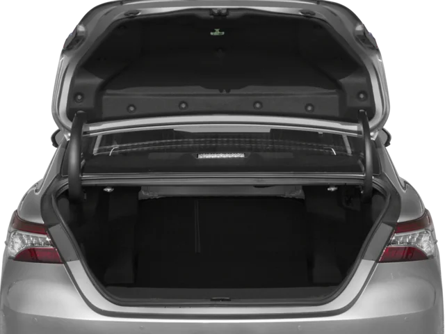 Used 2018 Super White Toyota Hybrid SE image 9