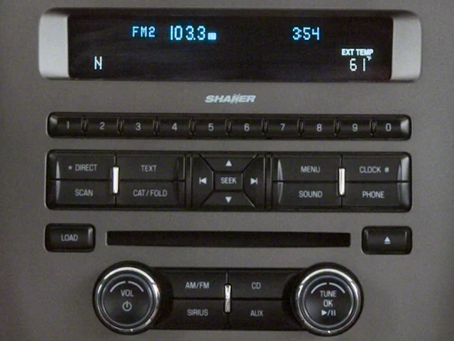 Used 2010  Ford GT Premium image 17