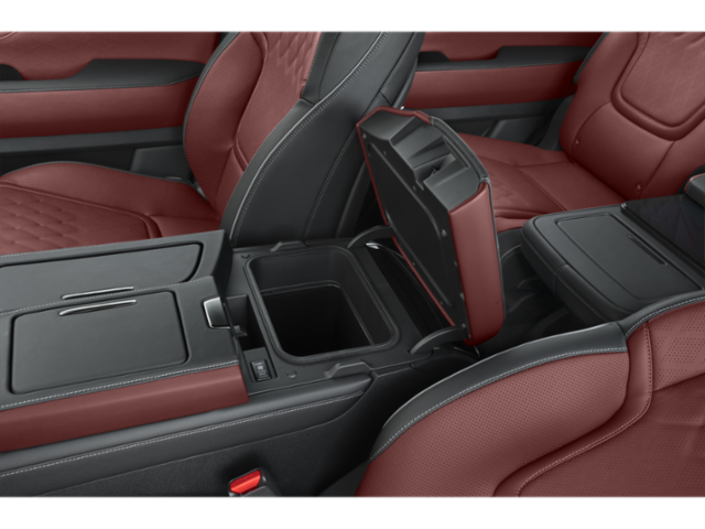 Used 2025 Black INFINITI AUTOGRAPH image 13