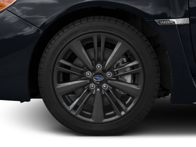 Used 2018 White Subaru  image 8