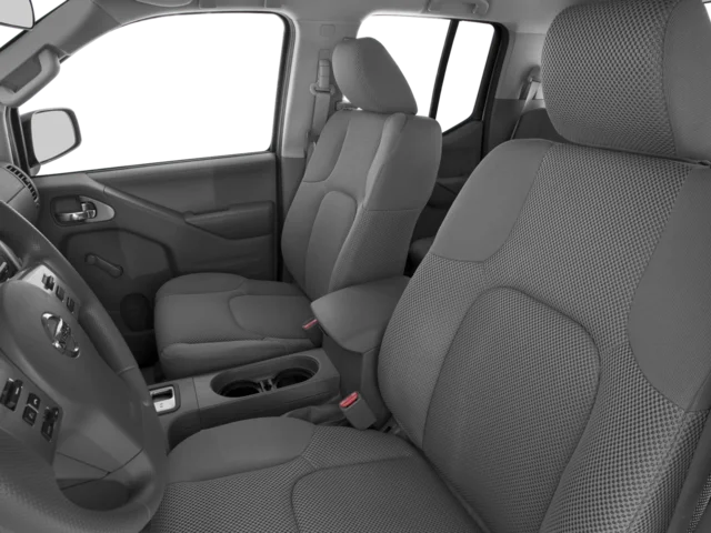 Used 2016 Silver Nissan S image 8