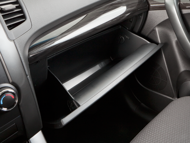 Used 2012 Titanium Silver Kia EX image 13