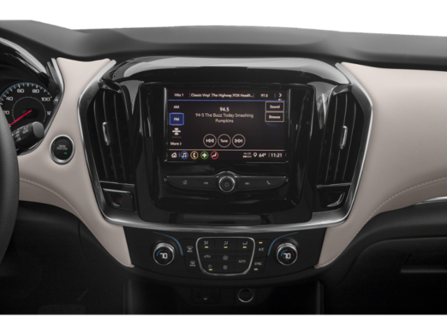 Used 2022 White Chevrolet LS image 10
