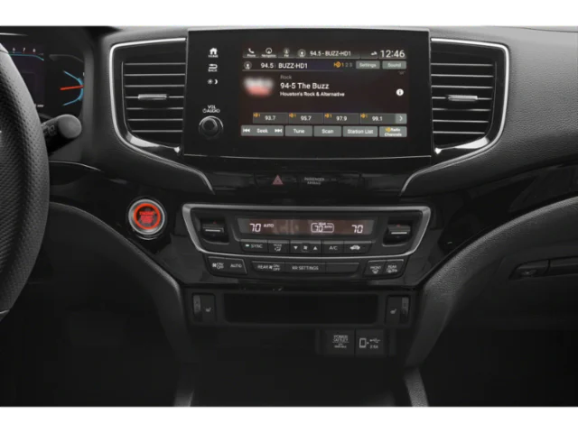 Used 2021 Red Honda Touring image 10