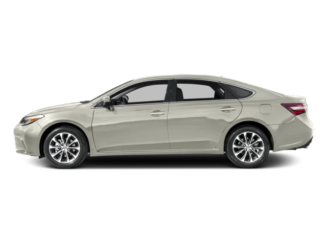 Used 2016 Blizzard Pearl Toyota XLE image 3