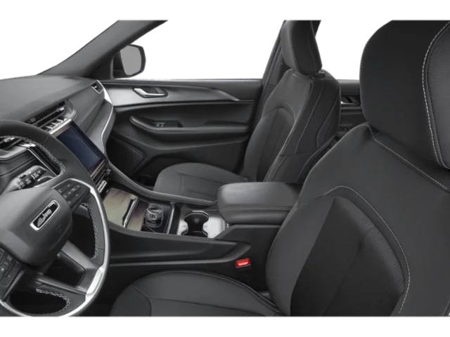 New 2027 Bright White Clearcoat Jeep Laredo Altitude image 8
