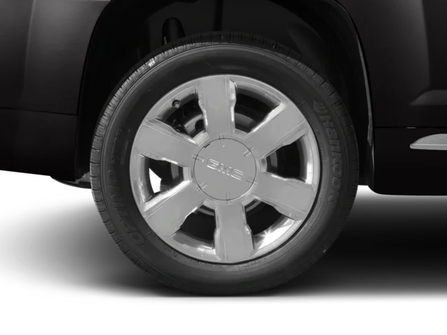 Used 2015 Black GMC Denali image 9