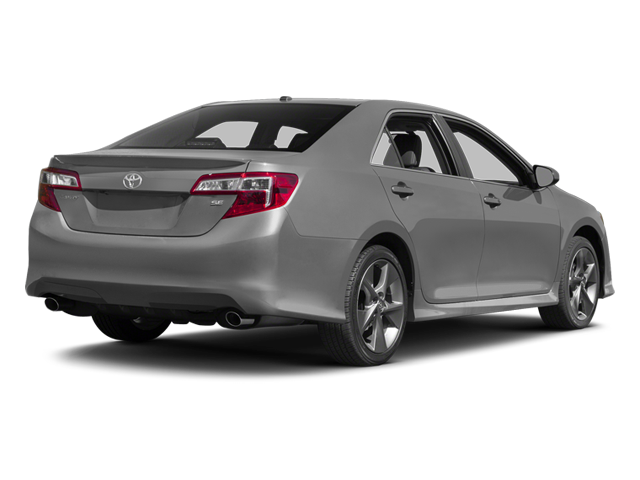 Used 2014 Classic Silver Metallic Toyota SE image 3