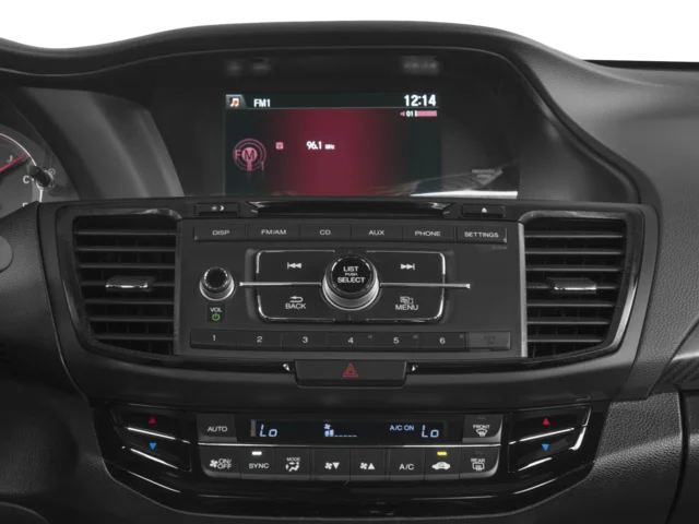 Used 2016  Honda Sport image 9