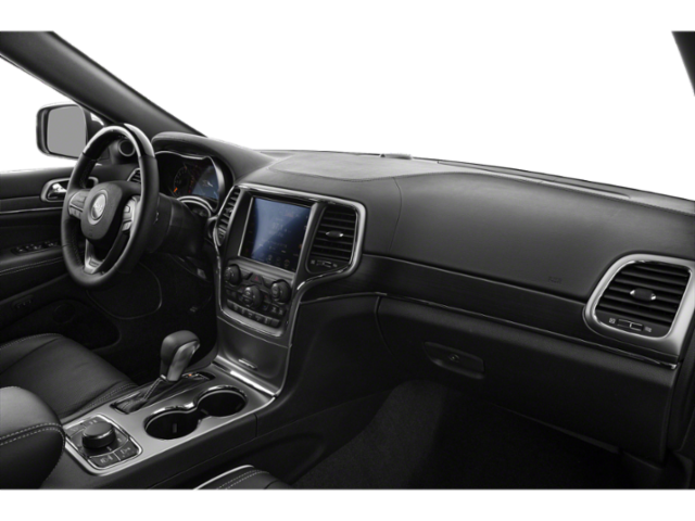 Used 2018 Diamond Black Crystal Pearlcoat Jeep Overland image 19
