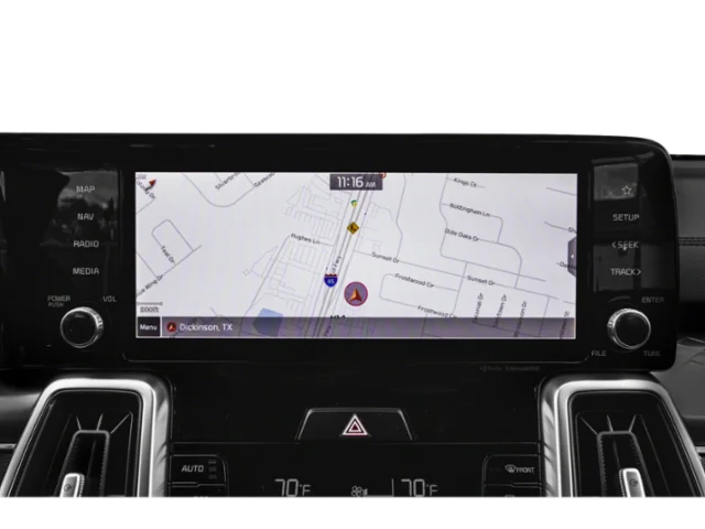 Used 2022 White Kia EX image 13