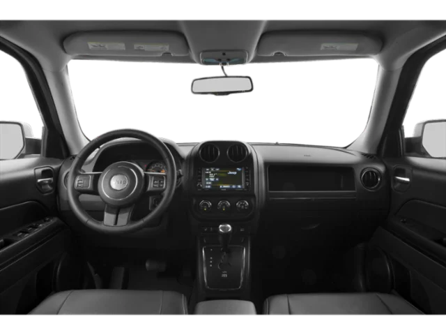 Used 2015 White Jeep High Altitude image 5