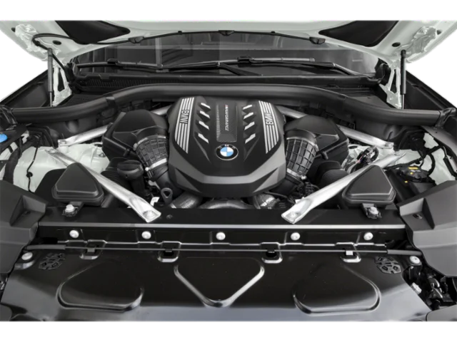 Used 2023 White BMW M50i image 9
