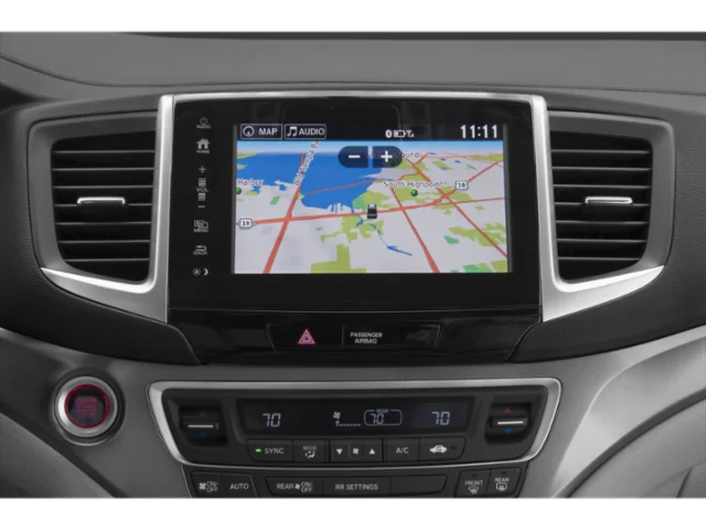 Used 2019 White Honda RTL-T image 17