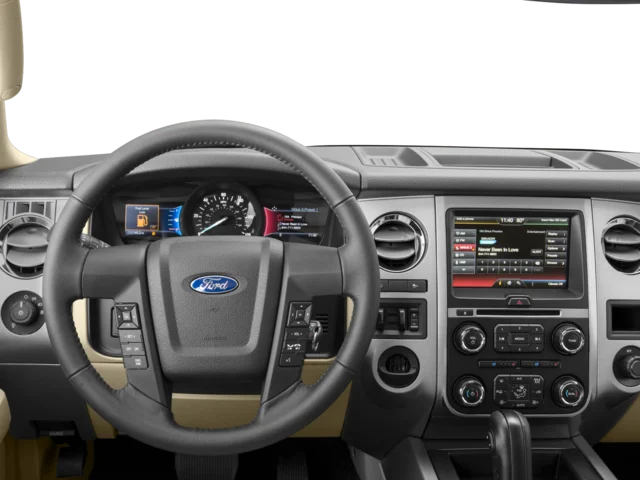 Used 2017 White Ford XLT image 4