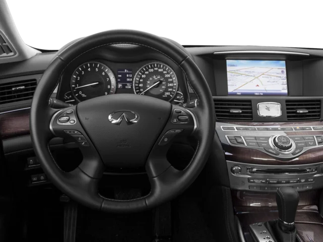 Used 2016 White INFINITI 3.7X image 4