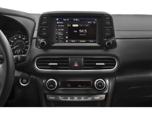 Used 2020 Black Hyundai Limited image 7