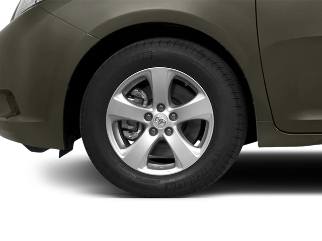 Used 2014 Silver Sky Metallic Toyota SE image 9